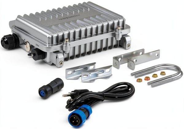 10G SFP+ to PoE++ Media Converter TRENDnet TI-OBF711 95W Rugged IP67-3